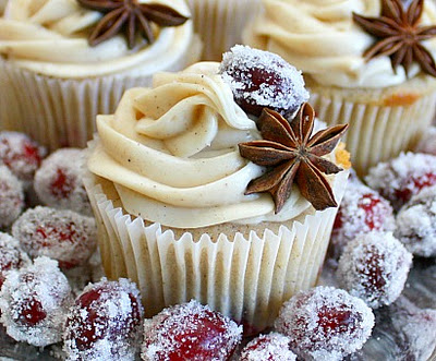 Cranberry Chai Cupcakes
