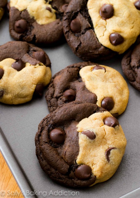 Soft-Baked-Peanut-Butter-Chocolate-Swirl-Cookies