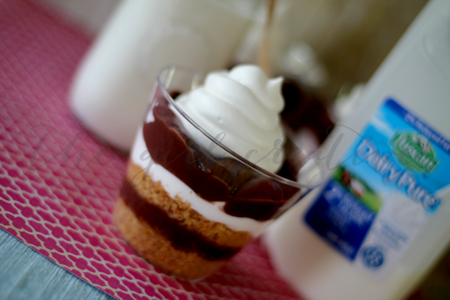Chocolate Pudding Pie-horizontal content