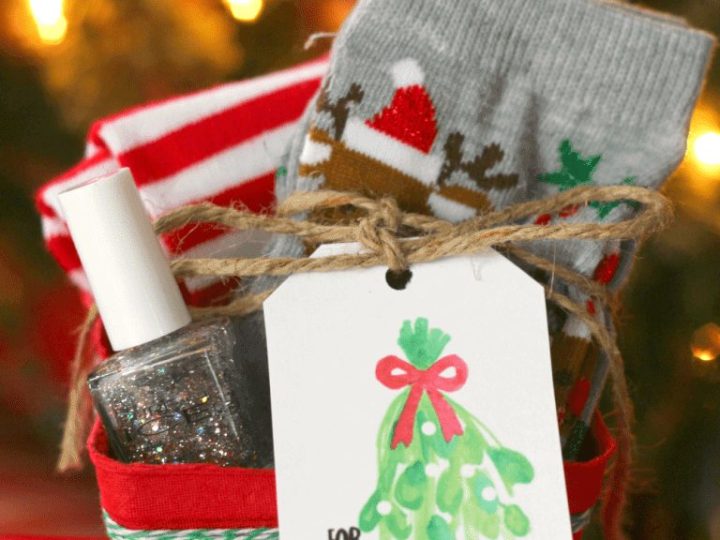 Image for Mistletoe gift ideas-free printables
