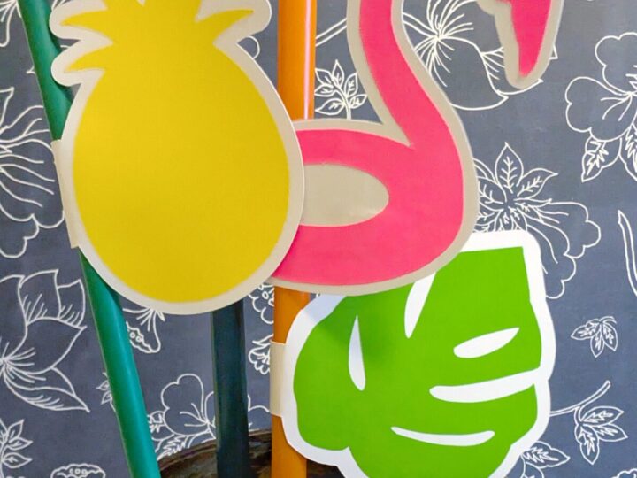 Luau Straw Toppers Steph
