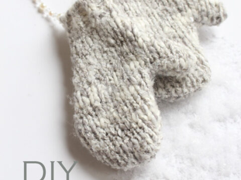 DIY Mitten Ornament1.jpg