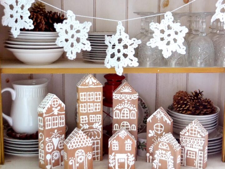 2x4 ginger bread house 09