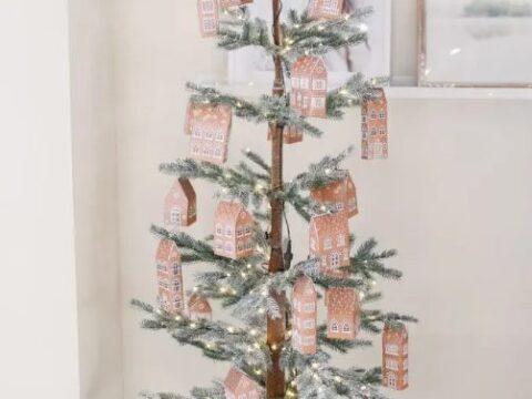 advent gingerbread house tree